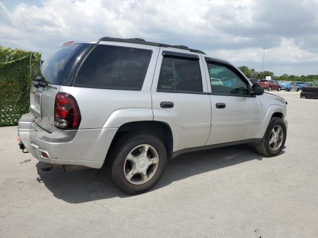Photo 3 from auction – 2006 CHEVROLET TRAILBLAZE with VIN 1GNDS13S362354324