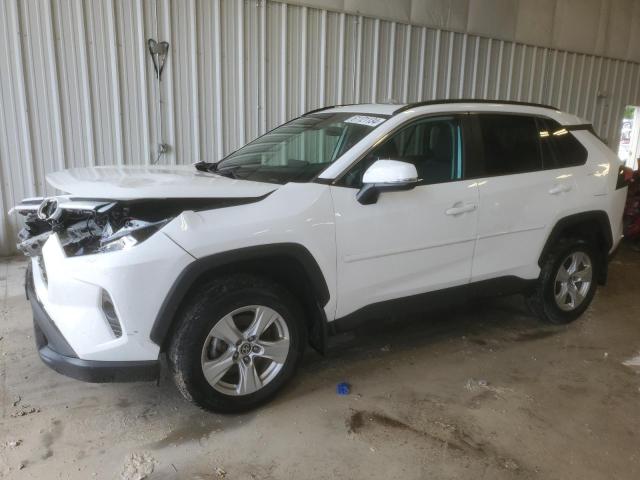 TOYOTA RAV4 XLE 2021 with VIN 2T3P1RFV1MC216090 - Photo from auction