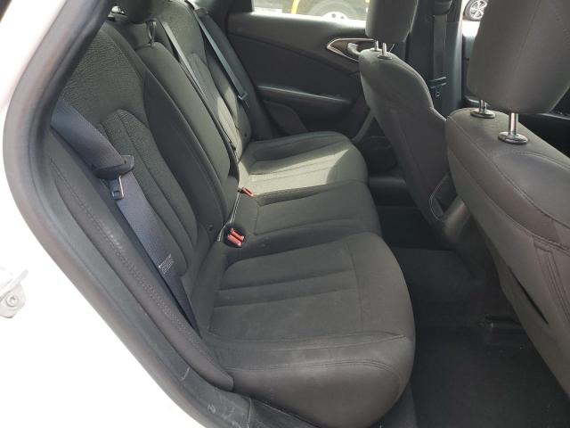 Photo 10 from auction – 2016 CHRYSLER 200 LIMITE with VIN 1C3CCCAB7GN171044