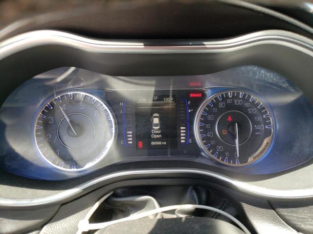 Foto 9 de la subasta – 2017 CHRYSLER 200 LIMITE con VIN 1C3CCCAB7HN510774