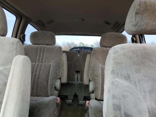 Photo 10 from auction – 2002 TOYOTA SIENNA with VIN 4T3ZF13C52U496378