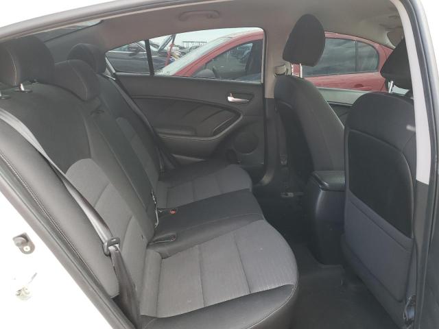 Photo 10 from auction – 2018 KIA FORTE LX with VIN 3KPFL4A74JE170939