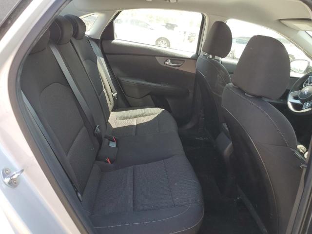Photo 10 from auction – 2019 KIA FORTE FE with VIN 3KPF24AD7KE060154