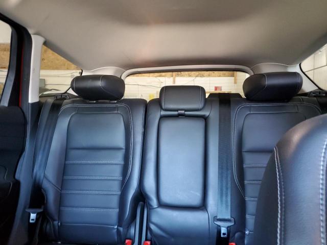 Photo 10 from auction – 2017 FORD ESCAPE TIT with VIN 1FMCU9J93HUE16272