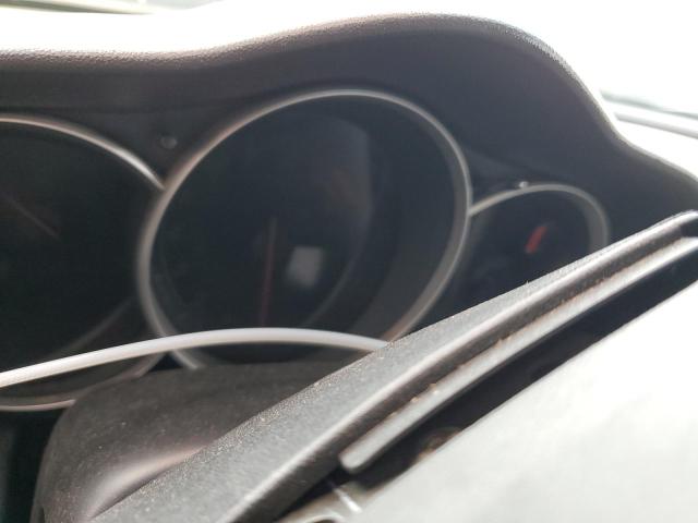 Photo 9 from auction – 2004 MAZDA RX8 with VIN JM1FE173X40118192