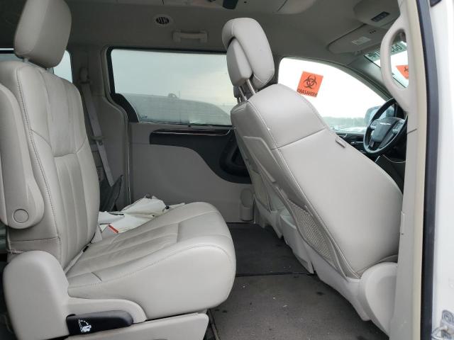 Photo 11 from auction – 2011 CHRYSLER TOWN & COU with VIN 2A4RR6DG0BR784335