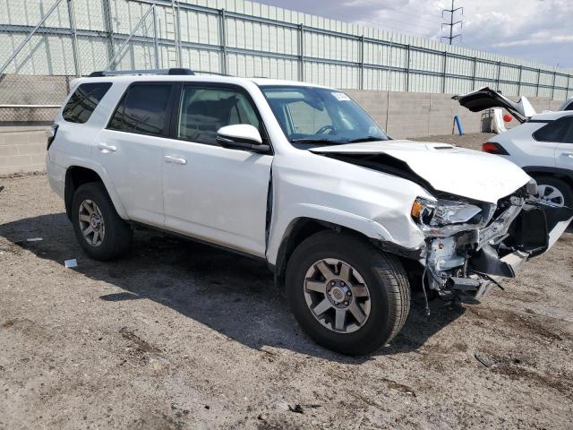 Photo 4 from auction – 2014 TOYOTA 4RUNNER SR with VIN JTEBU5JR4E5181584