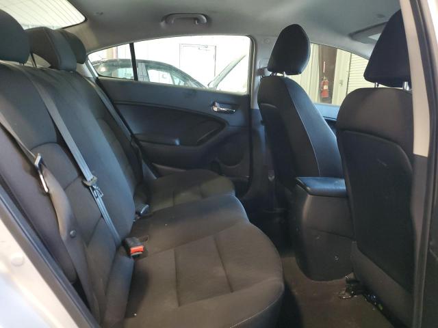 Photo 10 from auction – 2016 KIA FORTE LX with VIN KNAFK4A67G5492325