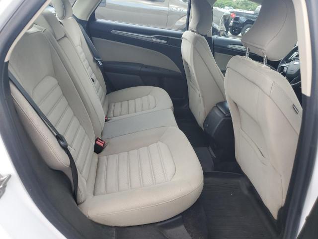 Photo 10 from auction – 2017 FORD FUSION S with VIN 3FA6P0G71HR102384