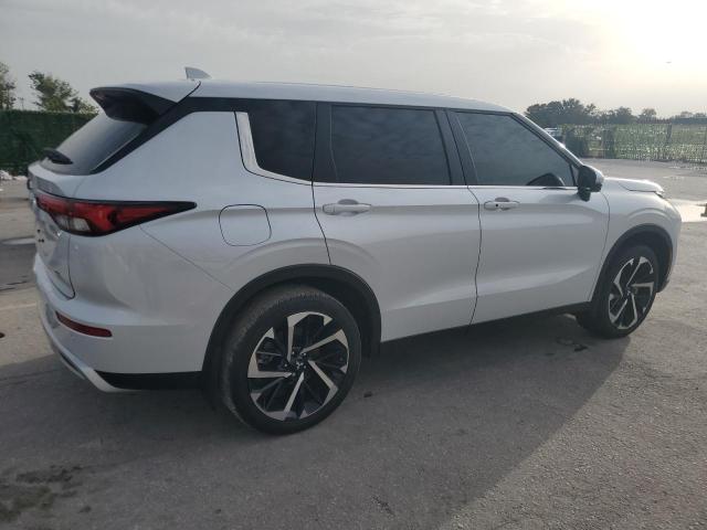 Photo 3 from auction – 2023 MITSUBISHI OUTLANDER with VIN JA4J3UA87PZ047775