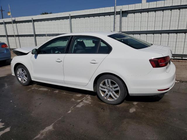 Photo 2 from auction – 2018 VOLKSWAGEN JETTA S with VIN 3VW2B7AJ6JM259820