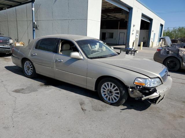 Photo 4 from auction – 2004 LINCOLN TOWN CAR E with VIN 1LNHM81W14Y686805
