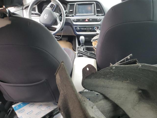 Photo 8 from auction – 2018 HYUNDAI SONATA SE with VIN 5NPE24AF2JH660460