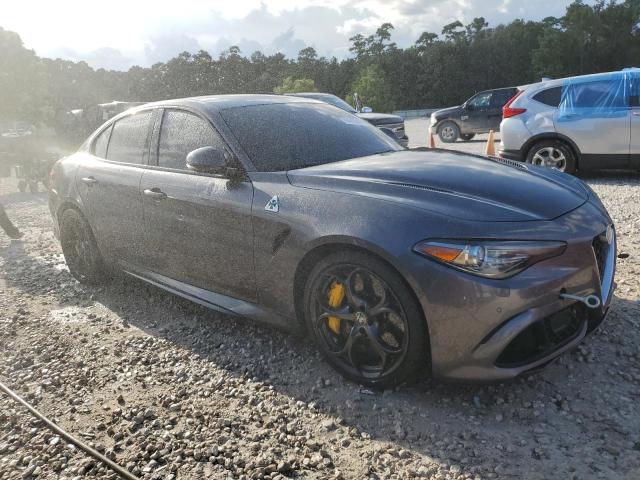 Photo 4 from auction – 2017 ALFA ROMEO GIULIA QUA with VIN ZARFAEAV2H7542241