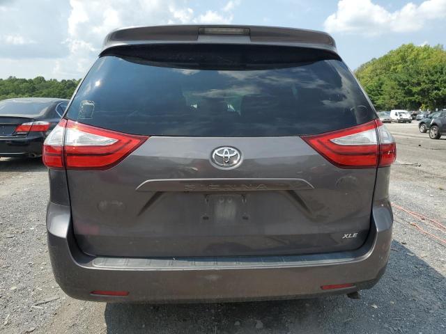 Photo 6 from auction – 2016 TOYOTA SIENNA XLE with VIN 5TDYK3DC2GS694667