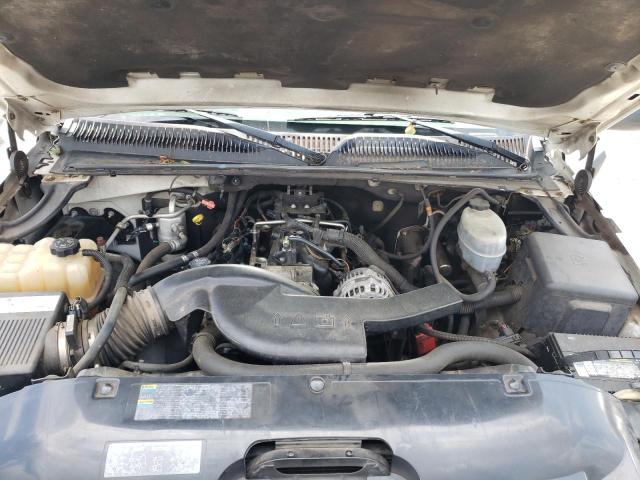 Photo 11 from auction – 2005 CHEVROLET AVALANCHE with VIN 3GNEC12Z25G264040
