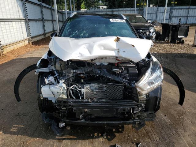 Photo 5 from auction – 2019 NISSAN KICKS S with VIN 3N1CP5CU4KL563145