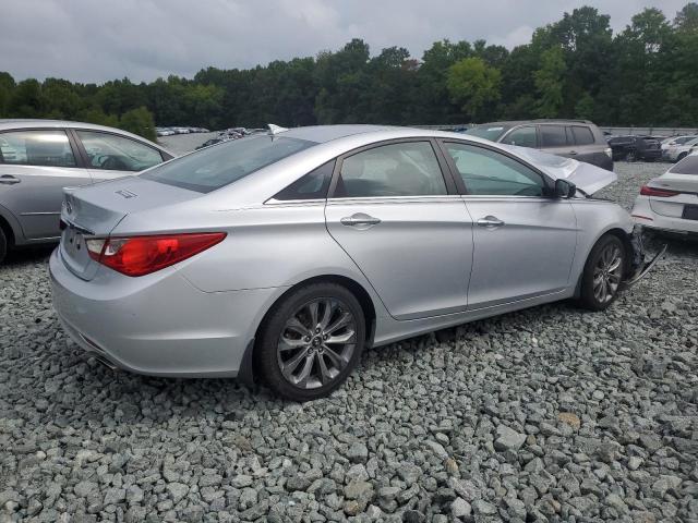 Photo 3 from auction – 2012 HYUNDAI SONATA SE with VIN 5NPEC4AC0CH336235