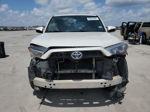 Photo 5 from auction – 2018 TOYOTA 4RUNNER SR with VIN JTEZU5JR9J5183503