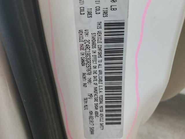 Photo 14 from auction – 2016 CHRYSLER TOWN & COU with VIN 2C4RC1BG3GR297070