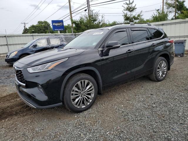TOYOTA HIGHLANDER 2021 with VIN 5TDFZRBH7MS084327 - Photo from auction