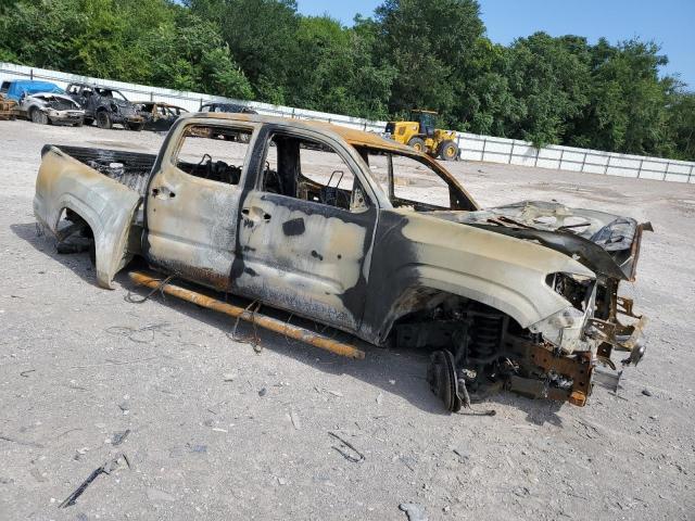 Photo 4 from auction – 2022 TOYOTA TACOMA DOU with VIN 3TYAX5GN4NT034174