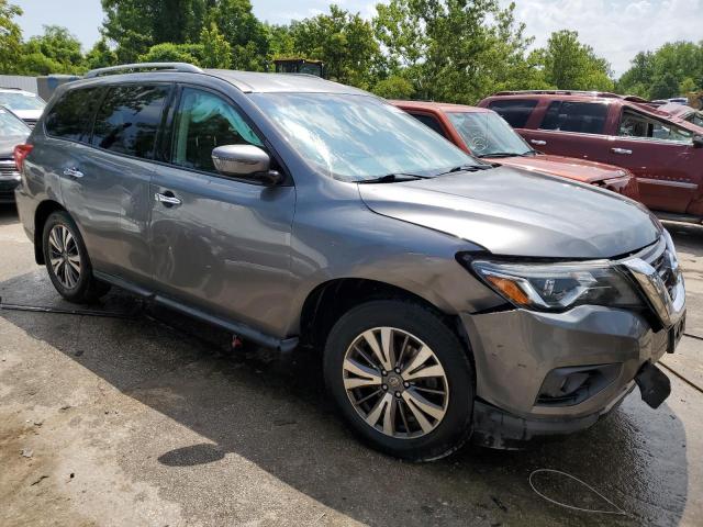 Photo 4 from auction – 2017 NISSAN PATHFINDER with VIN 5N1DR2MN1HC667979
