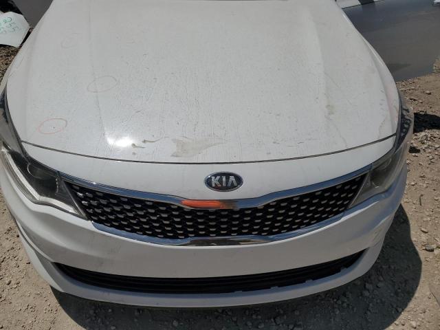 Фото 11 с аукциона – 2016 KIA OPTIMA EX с VIN 5XXGU4L35GG013786