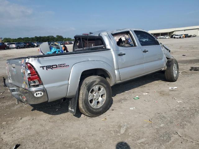 Photo 3 from auction – 2012 TOYOTA TACOMA DOU with VIN 5TFLU4EN5CX043273