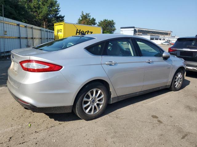 Photo 3 from auction – 2016 FORD FUSION S with VIN 3FA6P0G71GR269942