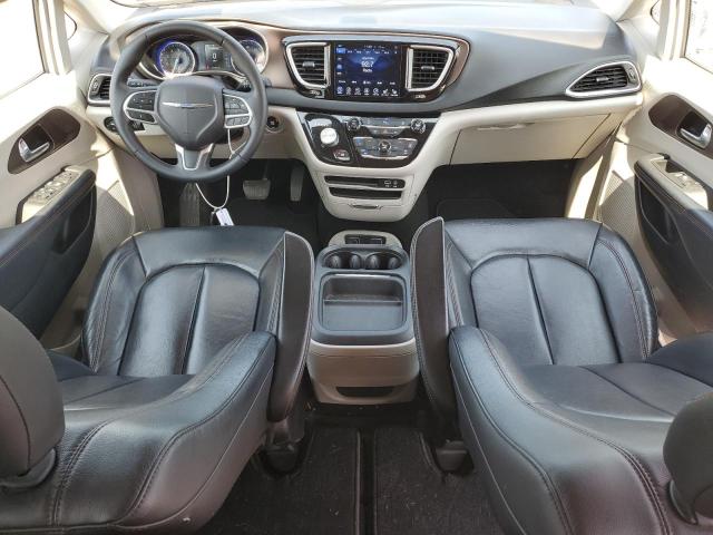Photo 8 from auction – 2017 CHRYSLER PACIFICA T with VIN 2C4RC1DG6HR722313