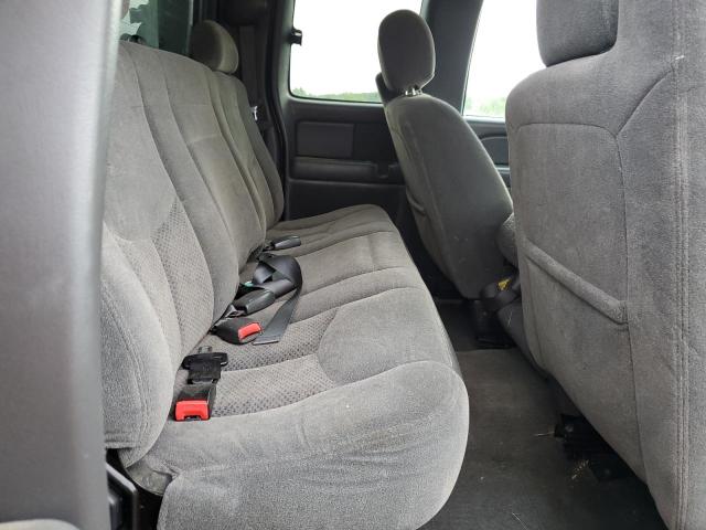 Photo 10 from auction – 2004 CHEVROLET SILVERADO with VIN 2GCEC19VX41367371