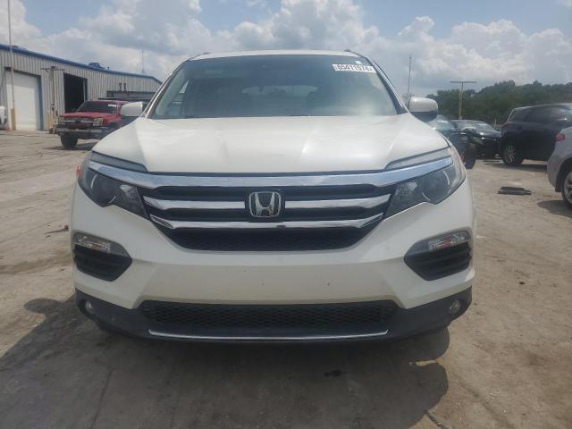 Photo 5 from auction – 2017 HONDA PILOT TOUR with VIN 5FNYF5H9XHB015507