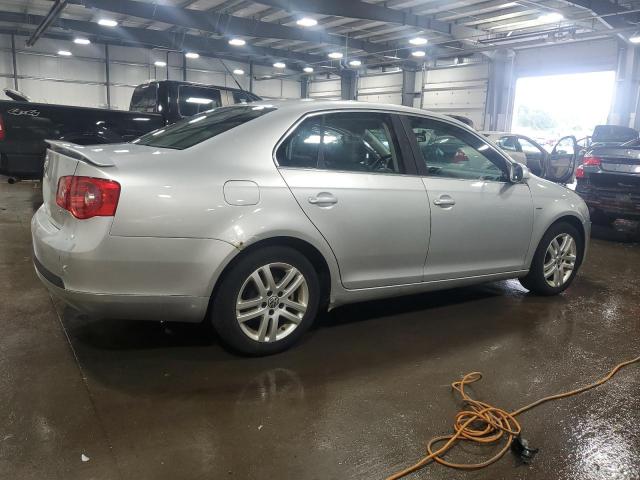 Photo 3 from auction – 2007 VOLKSWAGEN JETTA WOLF with VIN 3VWEG71K47M198869