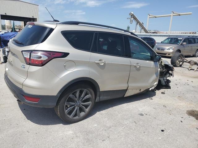 Photo 3 from auction – 2018 FORD ESCAPE SE with VIN 1FMCU9GD6JUB33673
