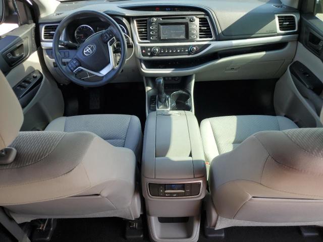 Photo 8 from auction – 2017 TOYOTA HIGHLANDER with VIN 5TDZZRFH4HS207644