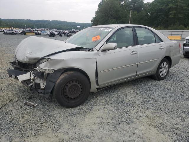 TOYOTA CAMRY LE 2002 with VIN 4T1BE32K12U511573 - Photo from auction