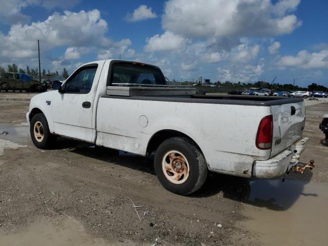 Photo 2 from auction – 2000 FORD F150 with VIN 1FTRF17W7YNA32092