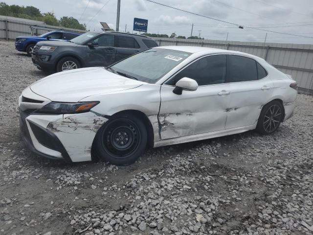 TOYOTA CAMRY SE 2022 with VIN 4T1G11AK2NU657170 - Photo from auction