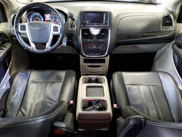 Photo 8 from auction – 2015 CHRYSLER TOWN & COU with VIN 2C4RC1BG3FR565548