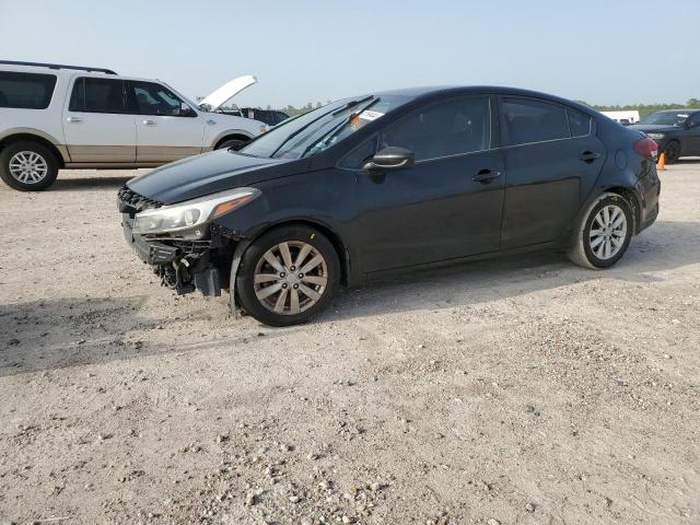 KIA FORTE LX 2017 with VIN 3KPFK4A77HE081105 - Photo from auction