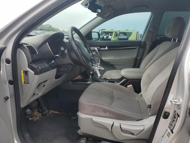 Photo 7 from auction – 2014 KIA SORENTO LX with VIN 5XYKT4A64EG520181