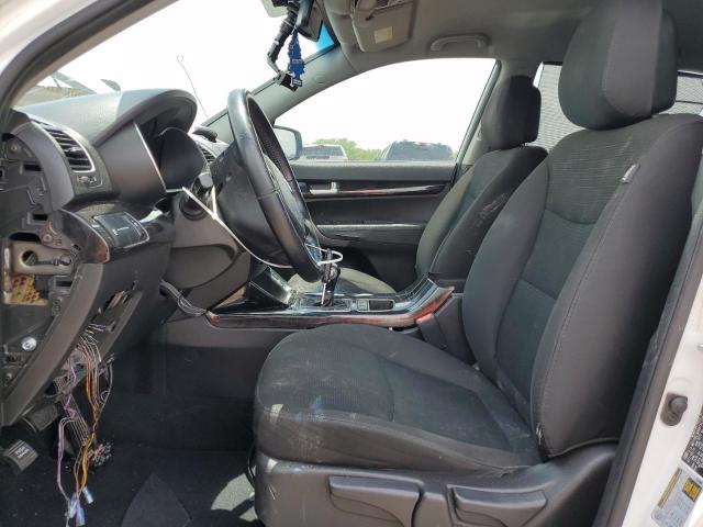 Photo 7 from auction – 2015 KIA SORENTO LX with VIN 5XYKT4A60FG647026
