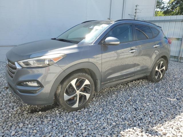 HYUNDAI TUCSON LIM 2016 with VIN KM8J33A25GU088782 - Photo from auction