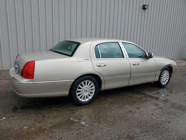 Photo 3 from auction – 2004 LINCOLN TOWN CAR E with VIN 1LNHM81W84Y633387