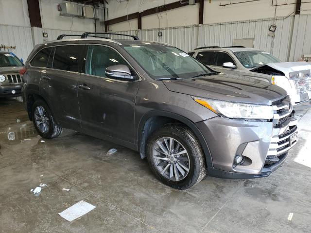 Photo 4 from auction – 2017 TOYOTA HIGHLANDER with VIN 5TDJZRFH0HS387766