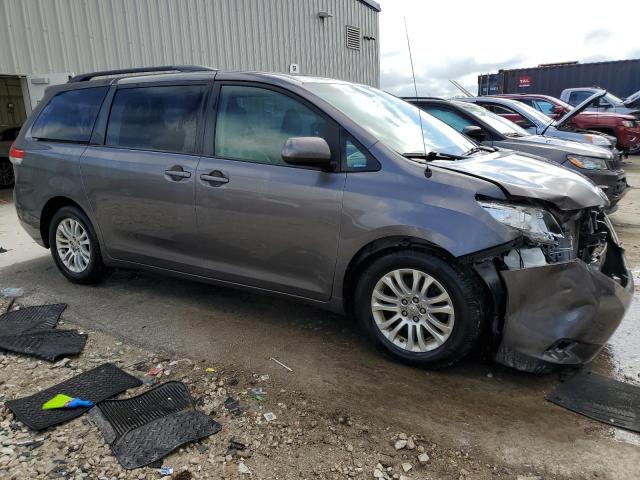Photo 4 from auction – 2012 TOYOTA SIENNA XLE with VIN 5TDYK3DC1CS274599