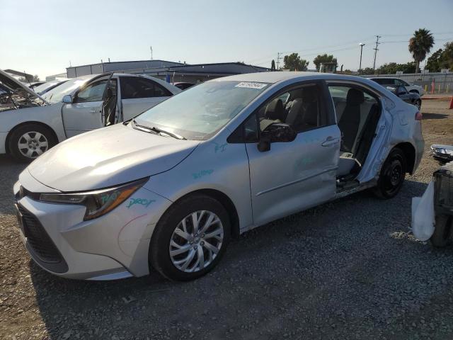 TOYOTA COROLLA LE 2020 with VIN 5YFEPRAE9LP037347 - Photo from auction