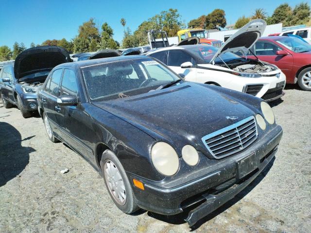 Photo 4 from auction – 2001 MERCEDES-BENZ E 320 with VIN WDBJF65J01B212523