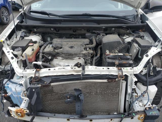Photo 12 from auction – 2016 TOYOTA RAV4 LE with VIN JTMBFREVXGJ066107